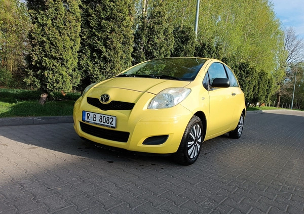 Toyota Yaris cena 12500 przebieg: 202153, rok produkcji 2009 z Mirsk małe 67